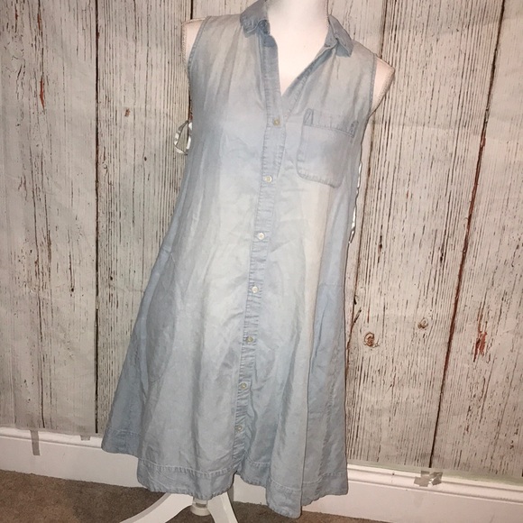 Tommy Hilfiger Dresses & Skirts - Chambray dress
